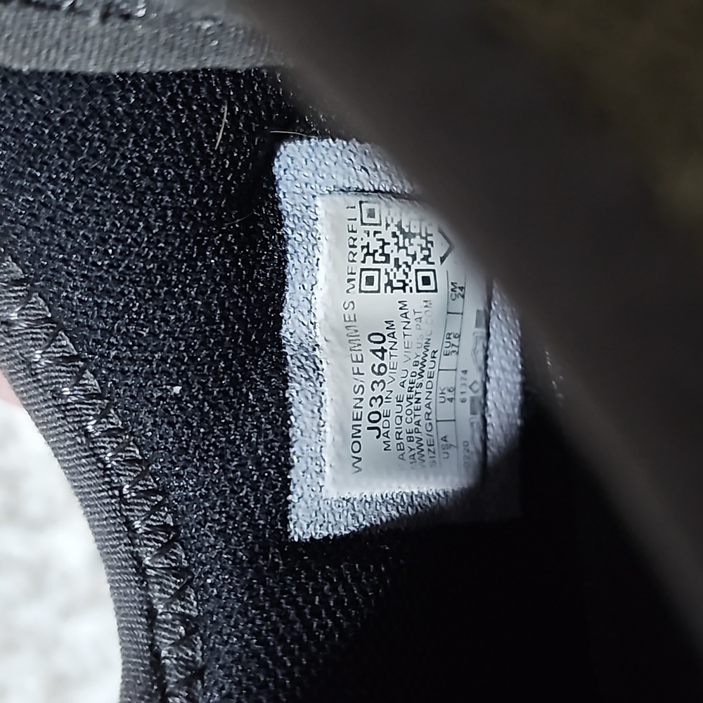 Merrell Shoes - Picture 6 of 6
